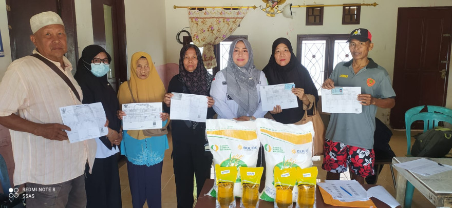 Bantuan Beras dan Minyak Goreng dari Bulog